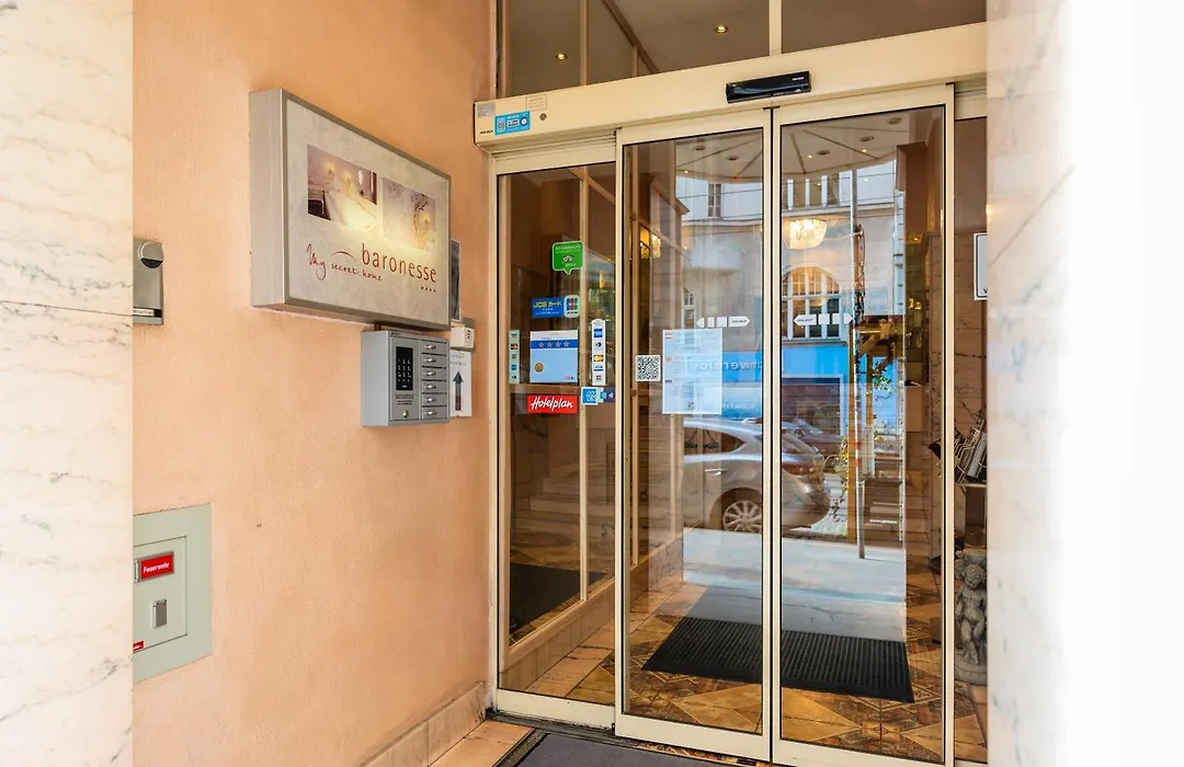Hotel Pension Baronesse-1